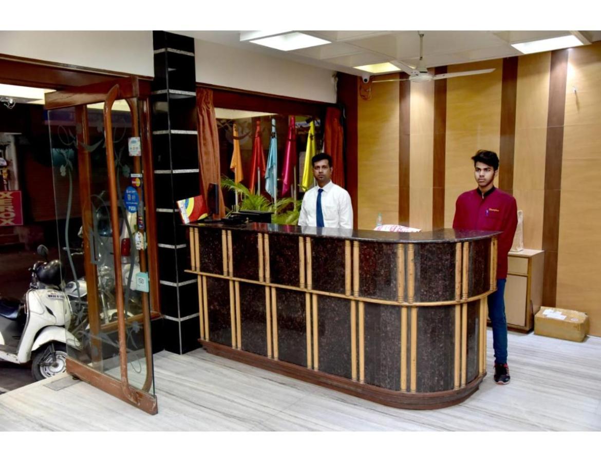 Hotel Dwarka, Nagpur Eksteriør bilde
